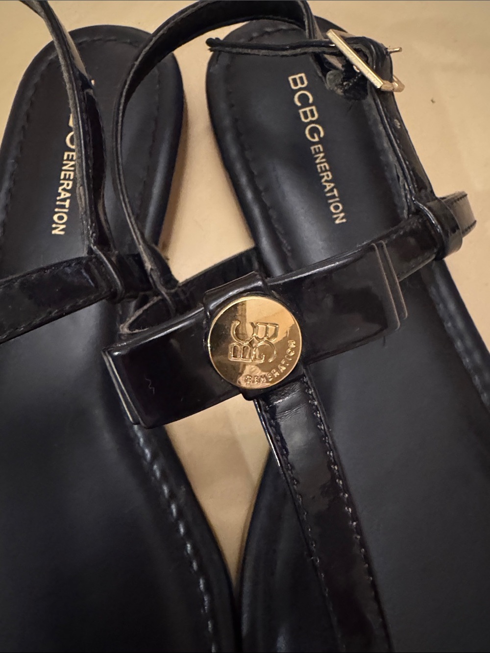 BCBGeneration Navy Blue Patent T-Strap Sandals with Gold Medallion - Picture 5 of 8